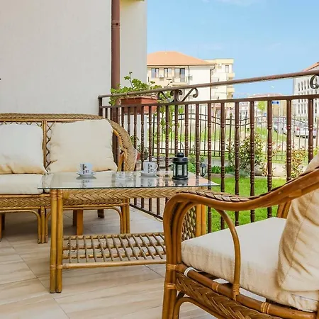 Family Double In Dafinka Ez Burgas
